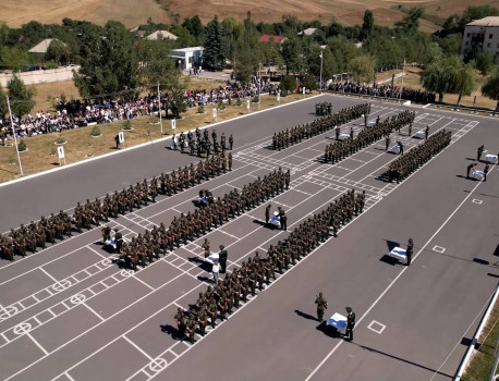 ՀՀ ԱԱԾ սահմանապահ զորքերում տեղի ունեցավ նորակոչիկ զինծառայողների երդման արարողություն (Լուսանկարներ)