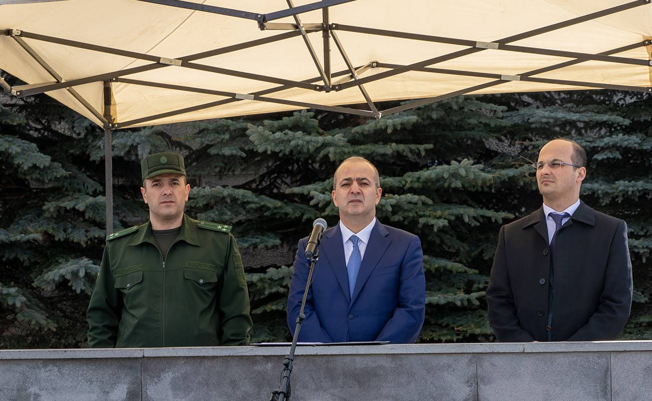 В Пограничных войсках СНБ РА состоялась торжественная церемония принятия Военной присяги новобранцами (фотографии)